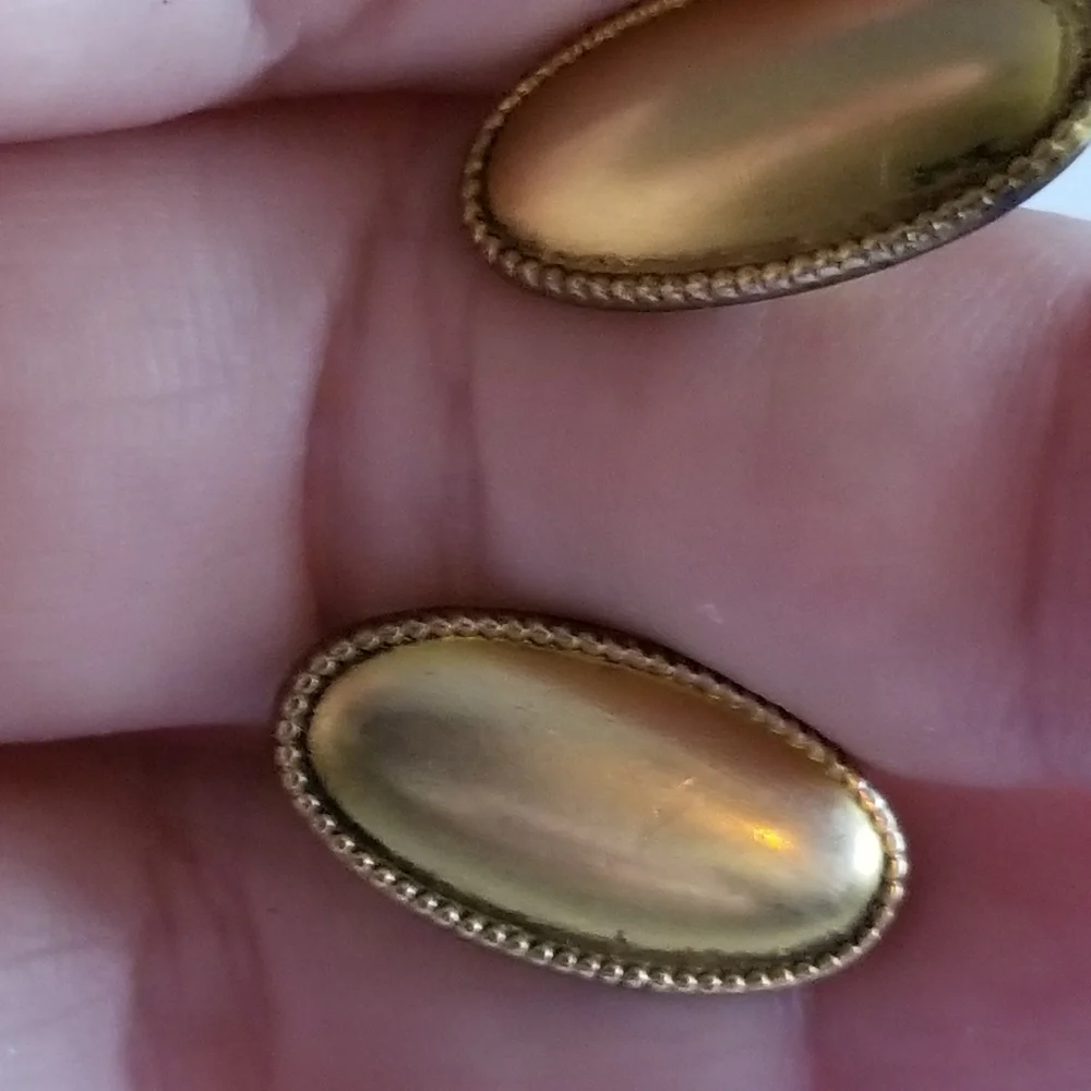 Antique cufflinks by W.G. Clark & Co gold tone Edwardian bean back WGC